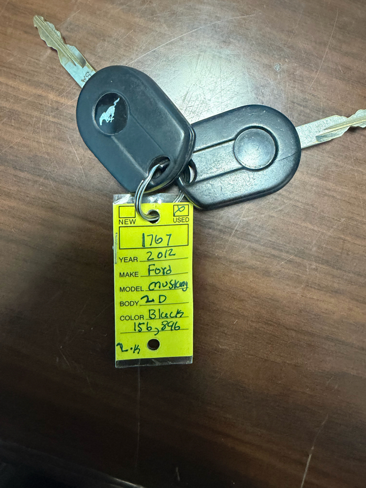 Ford Mustang V6 Coupe 2012