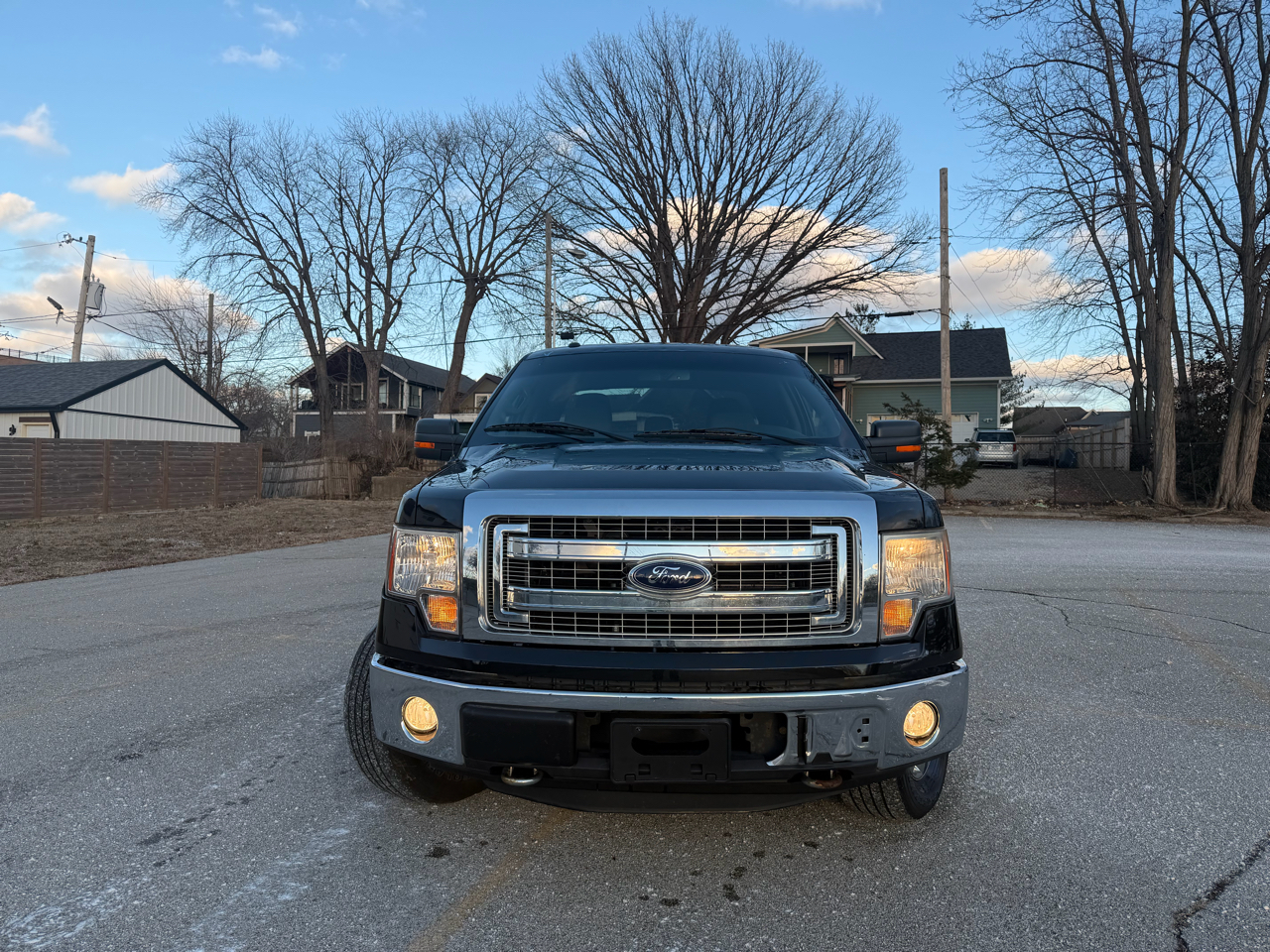 Ford F-150 XL SuperCab 8-ft. Bed 2WD 2013