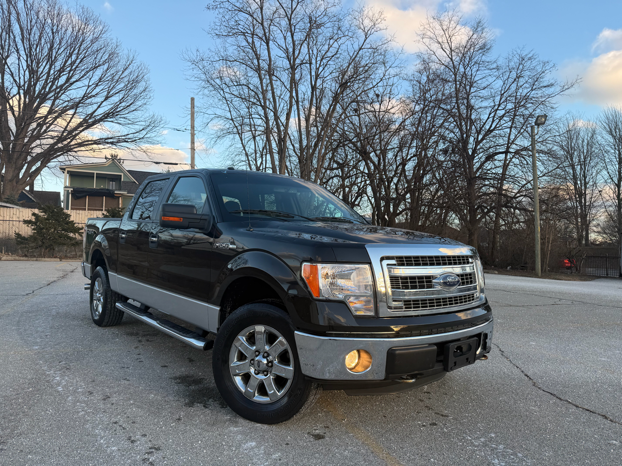 Ford F-150 XL SuperCab 8-ft. Bed 2WD 2013
