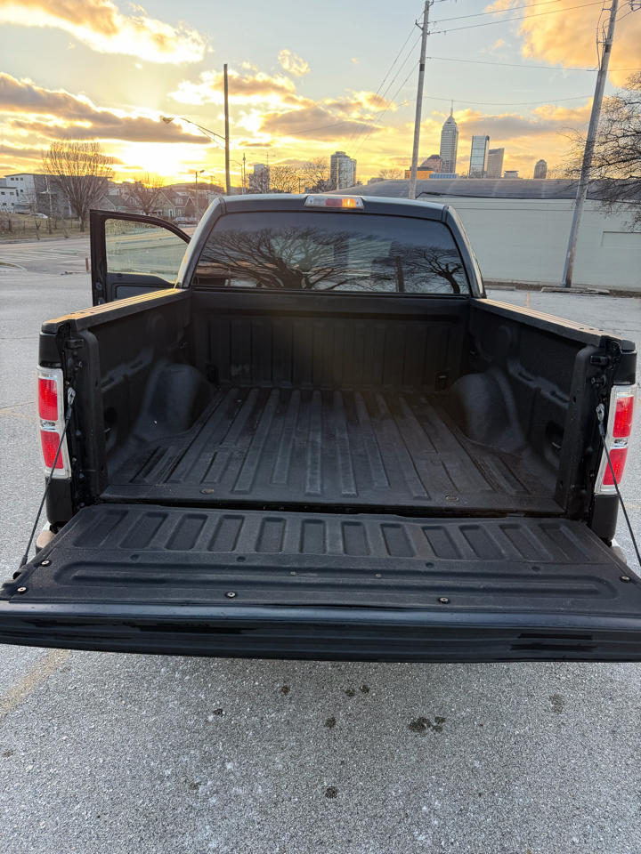 Ford F-150 XL SuperCab 8-ft. Bed 2WD 2013