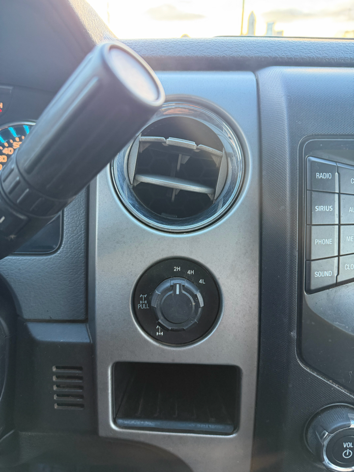 Ford F-150 XL SuperCab 8-ft. Bed 2WD 2013