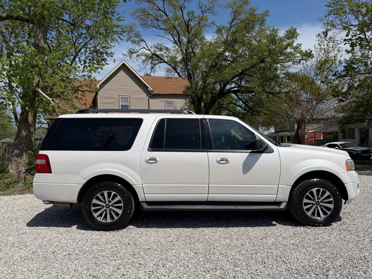 Ford Expedition EL XLT 4WD 2017