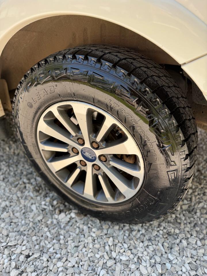 Ford Expedition EL XLT 4WD 2017