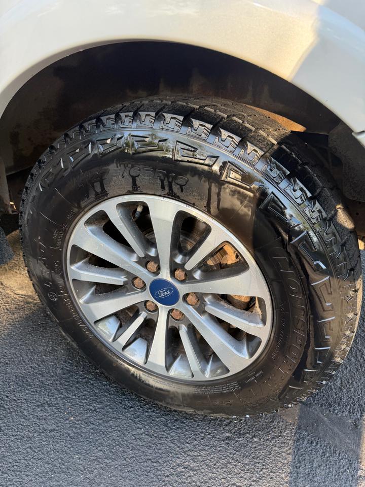 Ford Expedition EL XLT 4WD 2017