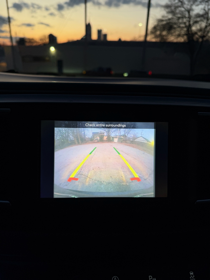 Chrysler Pacifica LX 2018