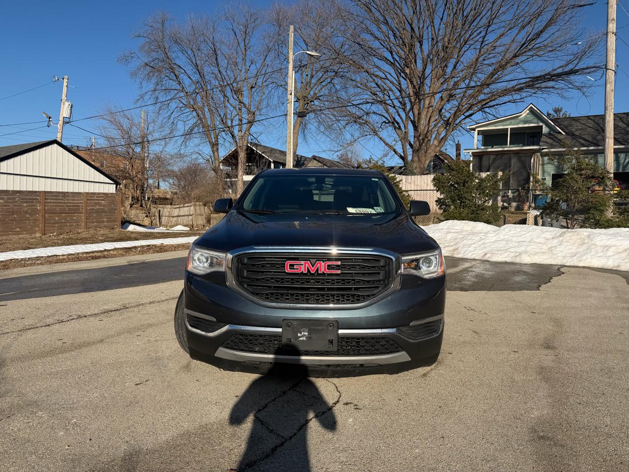 GMC Acadia SLE-1 FWD 2019