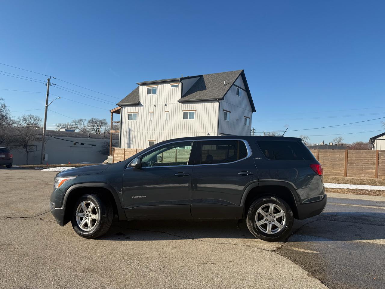 GMC Acadia SLE-1 FWD 2019