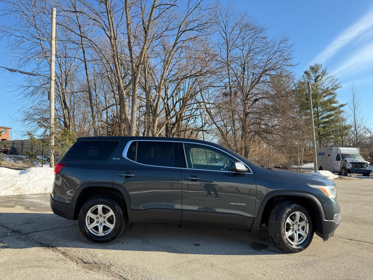 GMC Acadia SLE-1 FWD 2019
