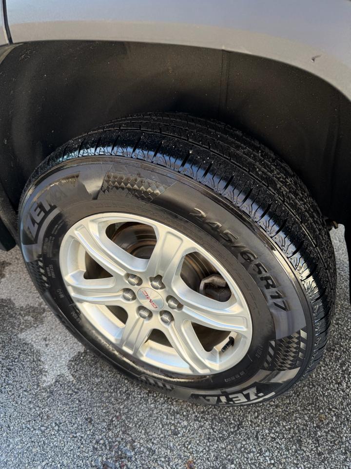 GMC Acadia SLE-1 FWD 2019