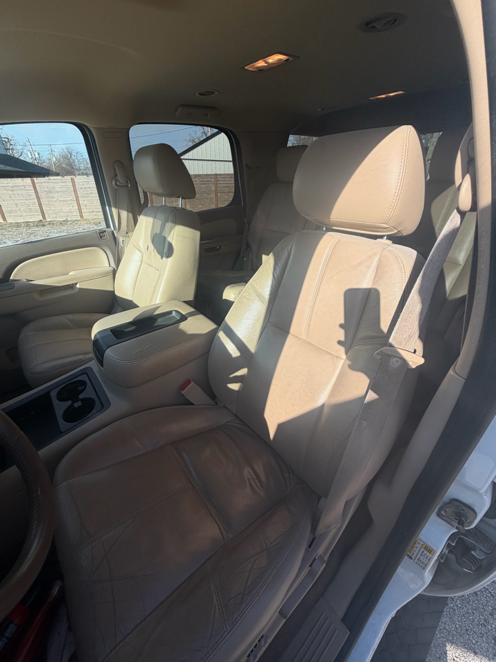 Chevrolet Tahoe LT 4WD 2011