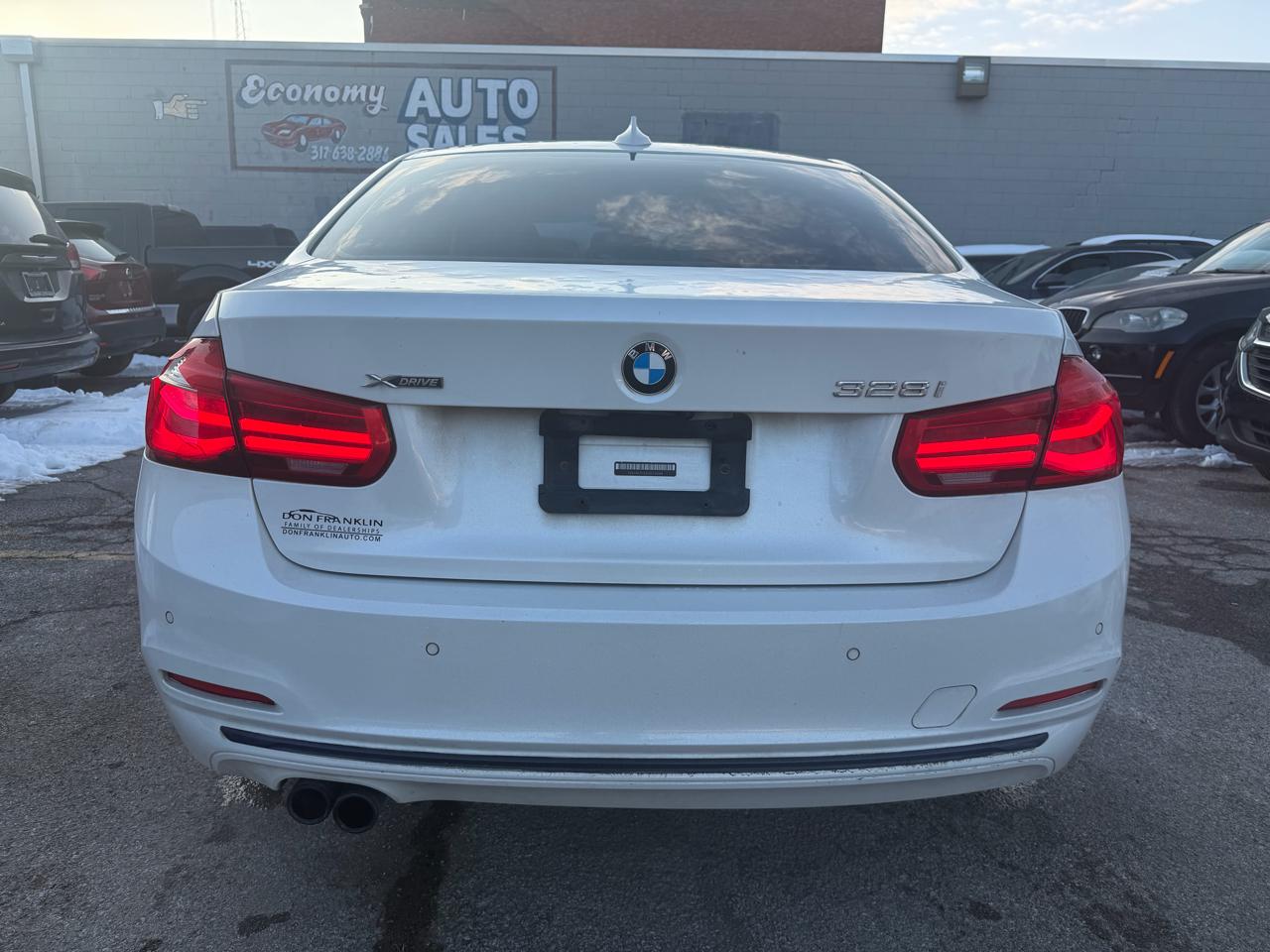 BMW 3-Series 328i xDrive Sedan 2016