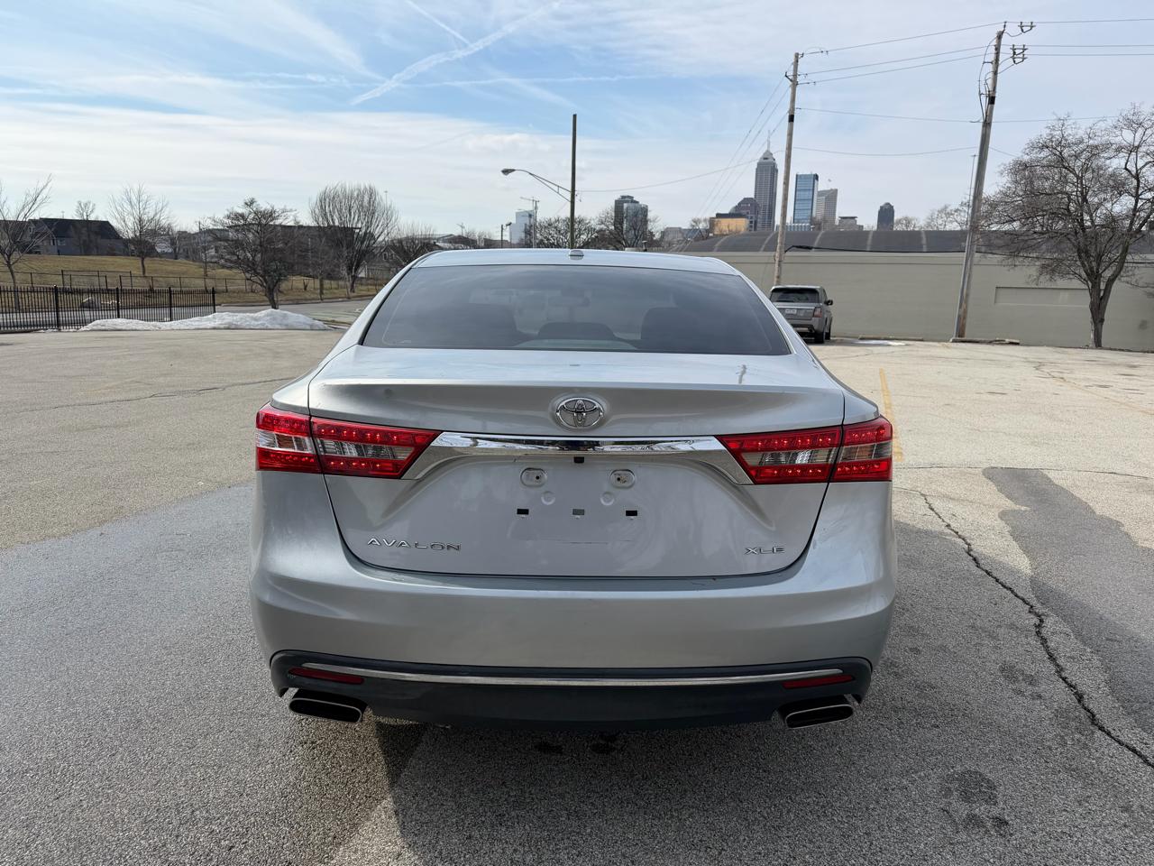 Toyota Avalon XLE 2017