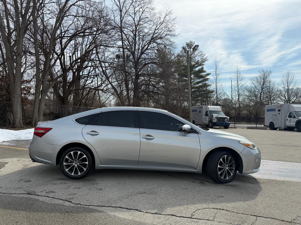 Toyota Avalon XLE 2017
