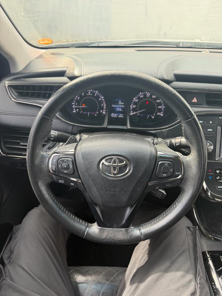 Toyota Avalon XLE 2017