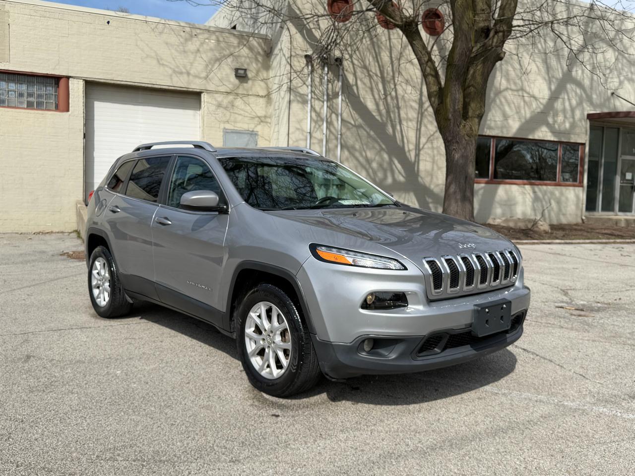 Jeep Cherokee Latitude 4WD 2016