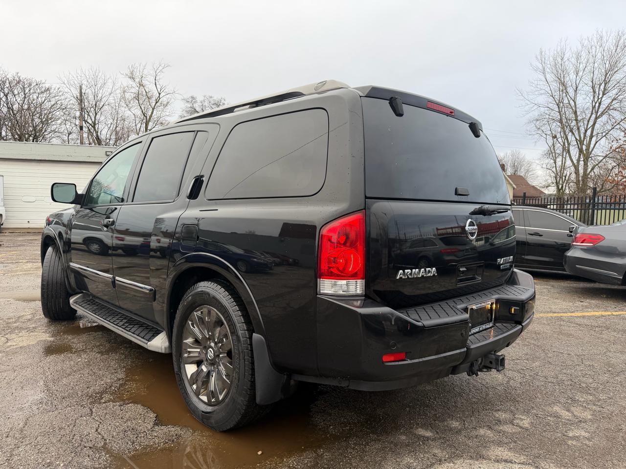 Nissan Armada Platinum 4WD 2015