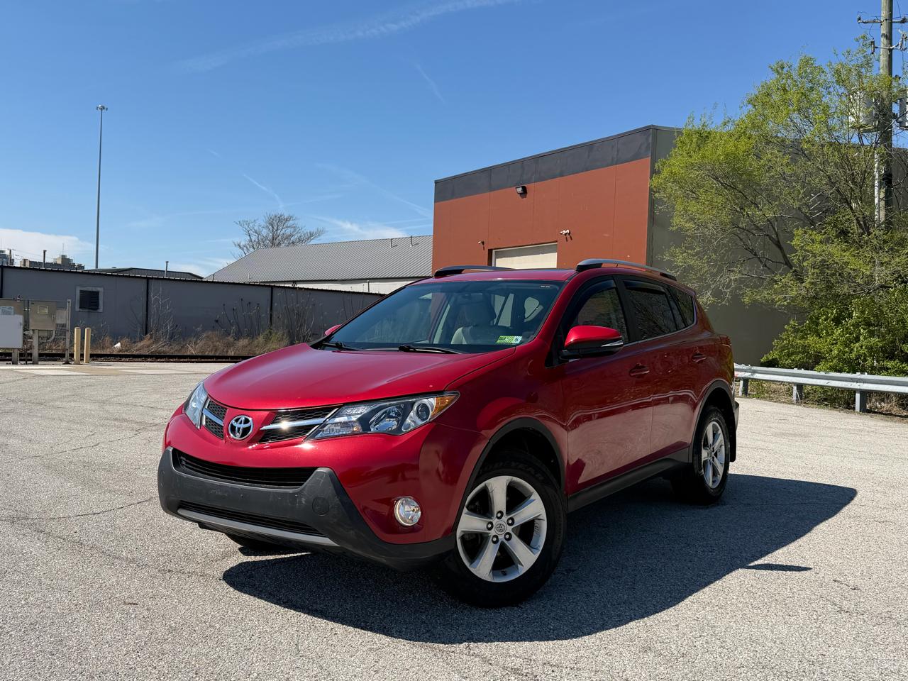 Toyota RAV4 XLE AWD 2013