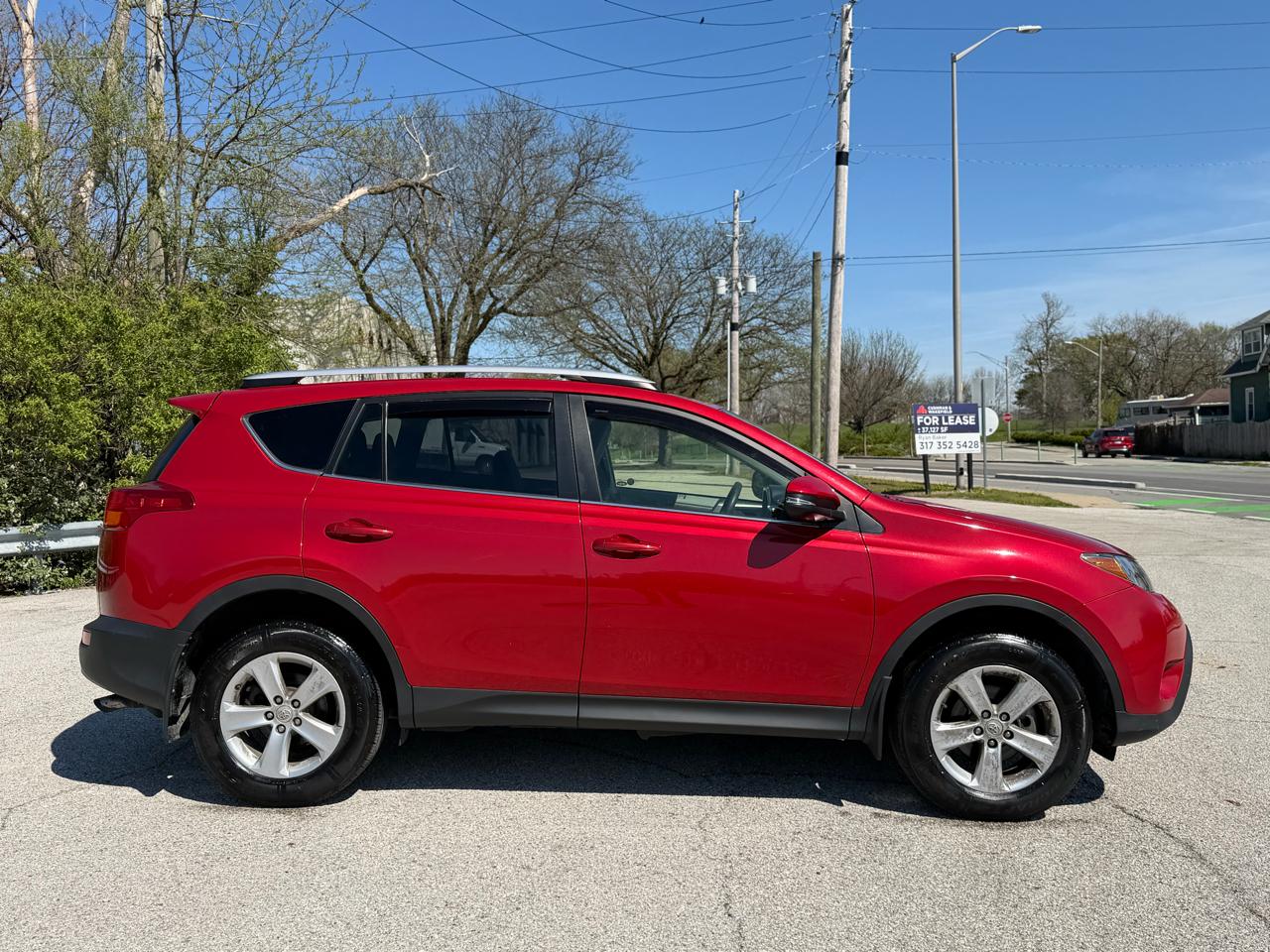 Toyota RAV4 XLE AWD 2013