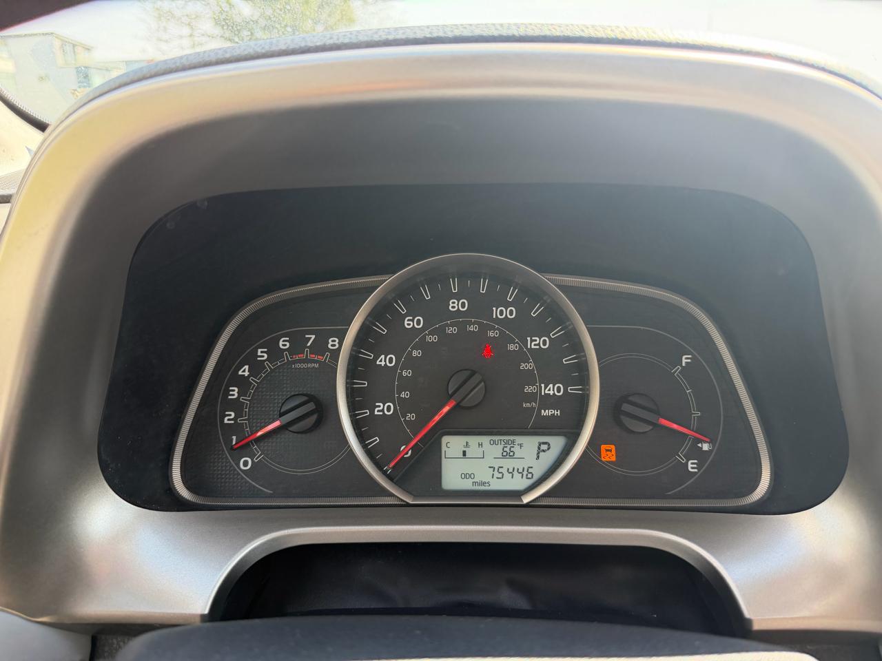 Toyota RAV4 XLE AWD 2013