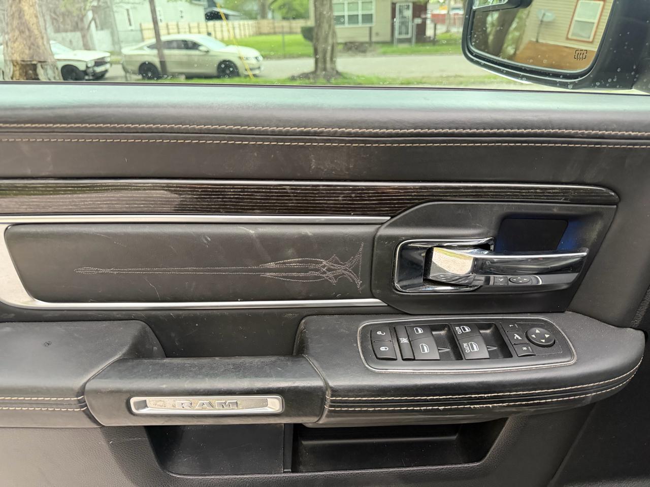 RAM 1500 Longhorn Crew Cab SWB 2WD 2016