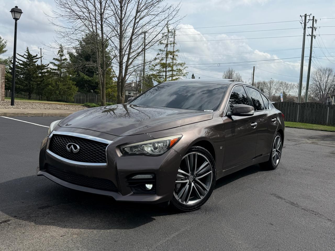 Infiniti Q50 Premium AWD 2014