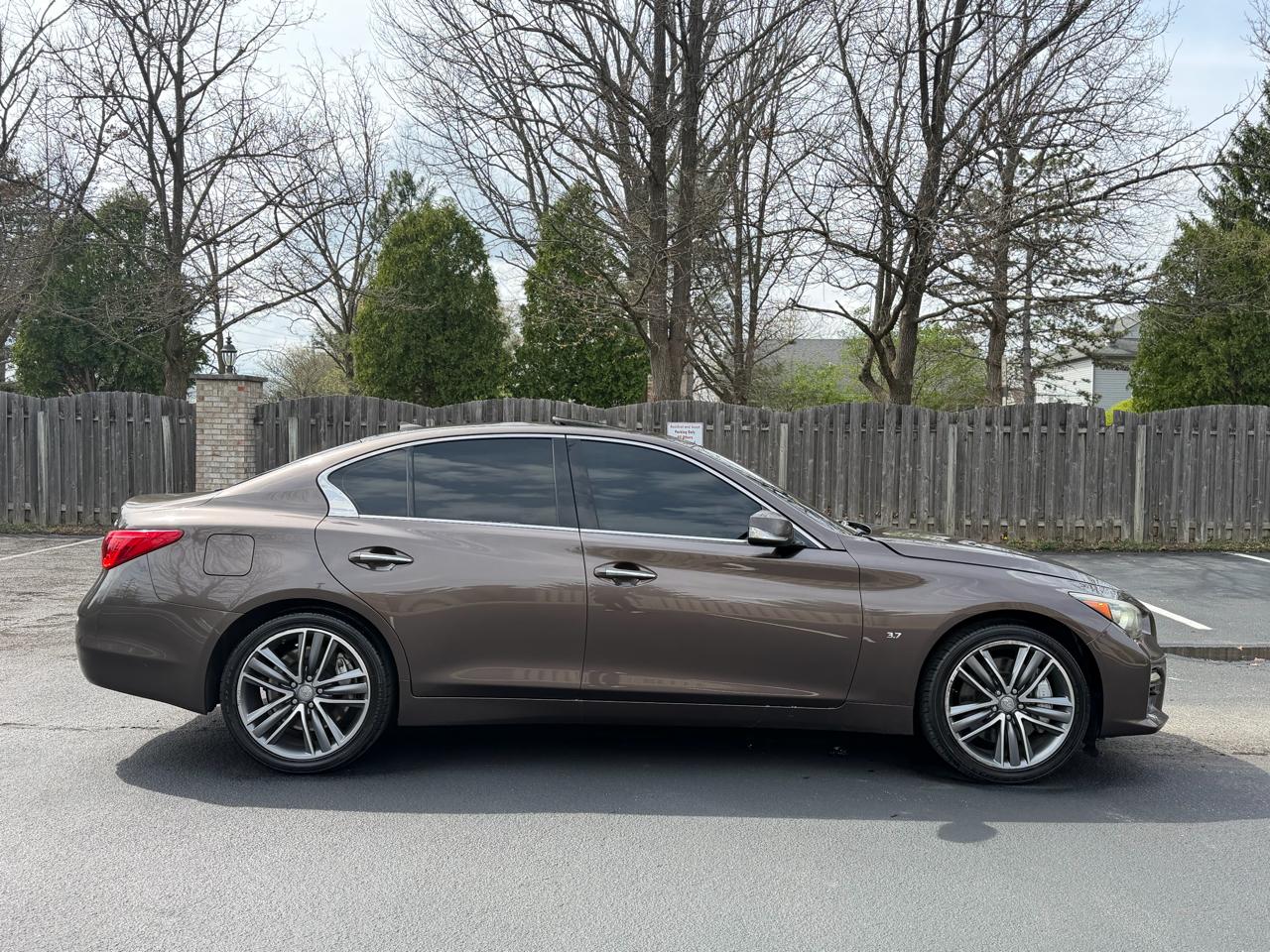 Infiniti Q50 Premium AWD 2014