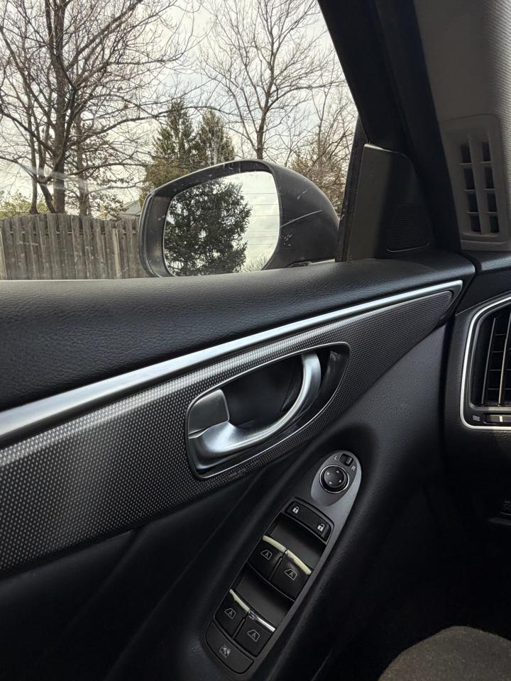 Infiniti Q50 Premium AWD 2014