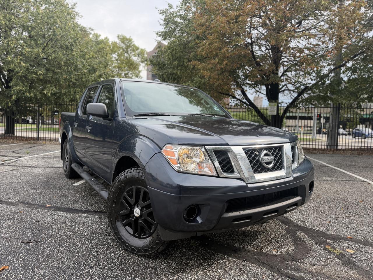 Nissan Frontier S Crew Cab 5AT 2WD 2016