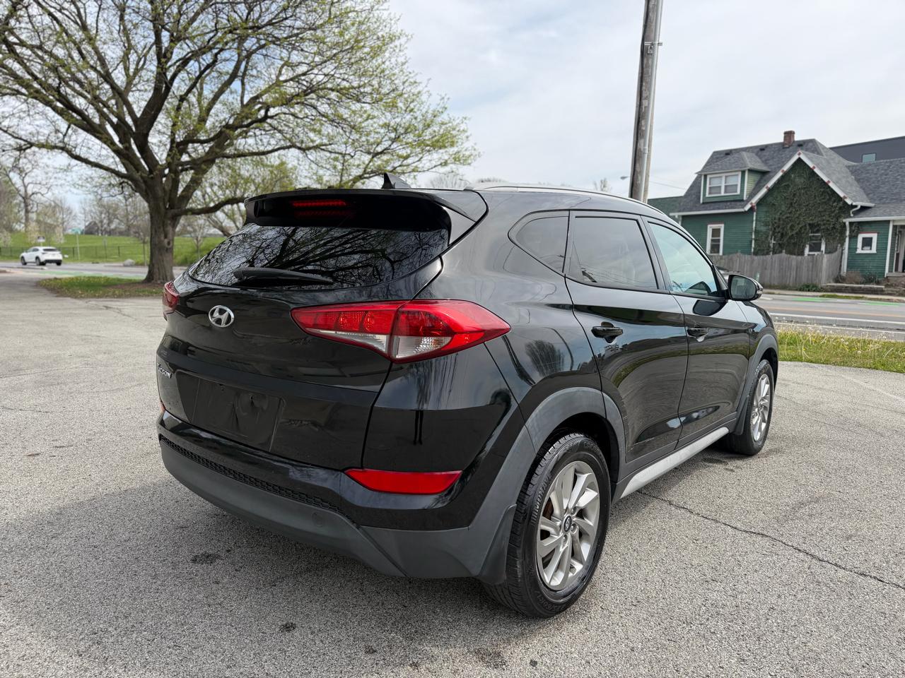 Hyundai Tucson SE 2017