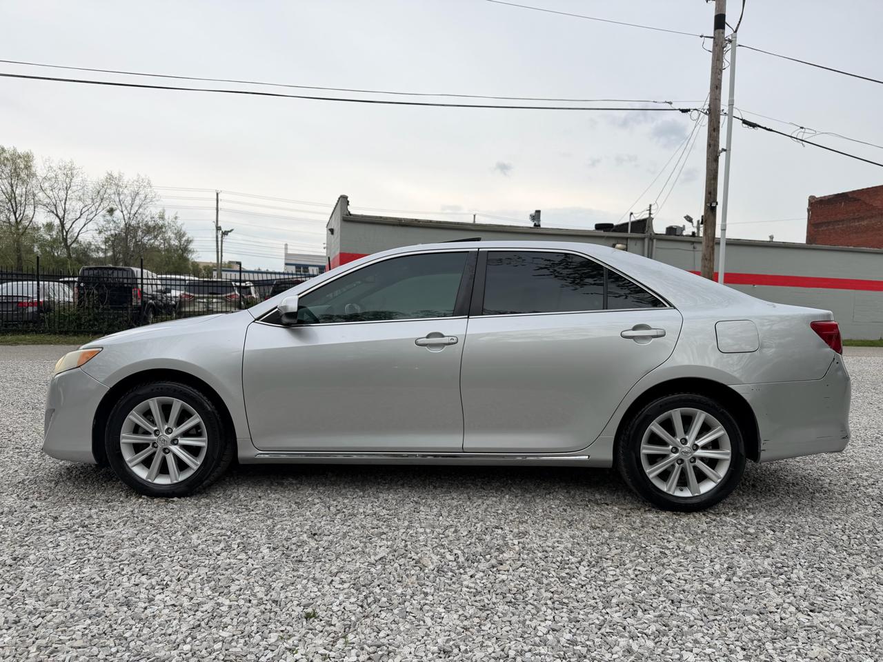 Toyota Camry SE V6 2014