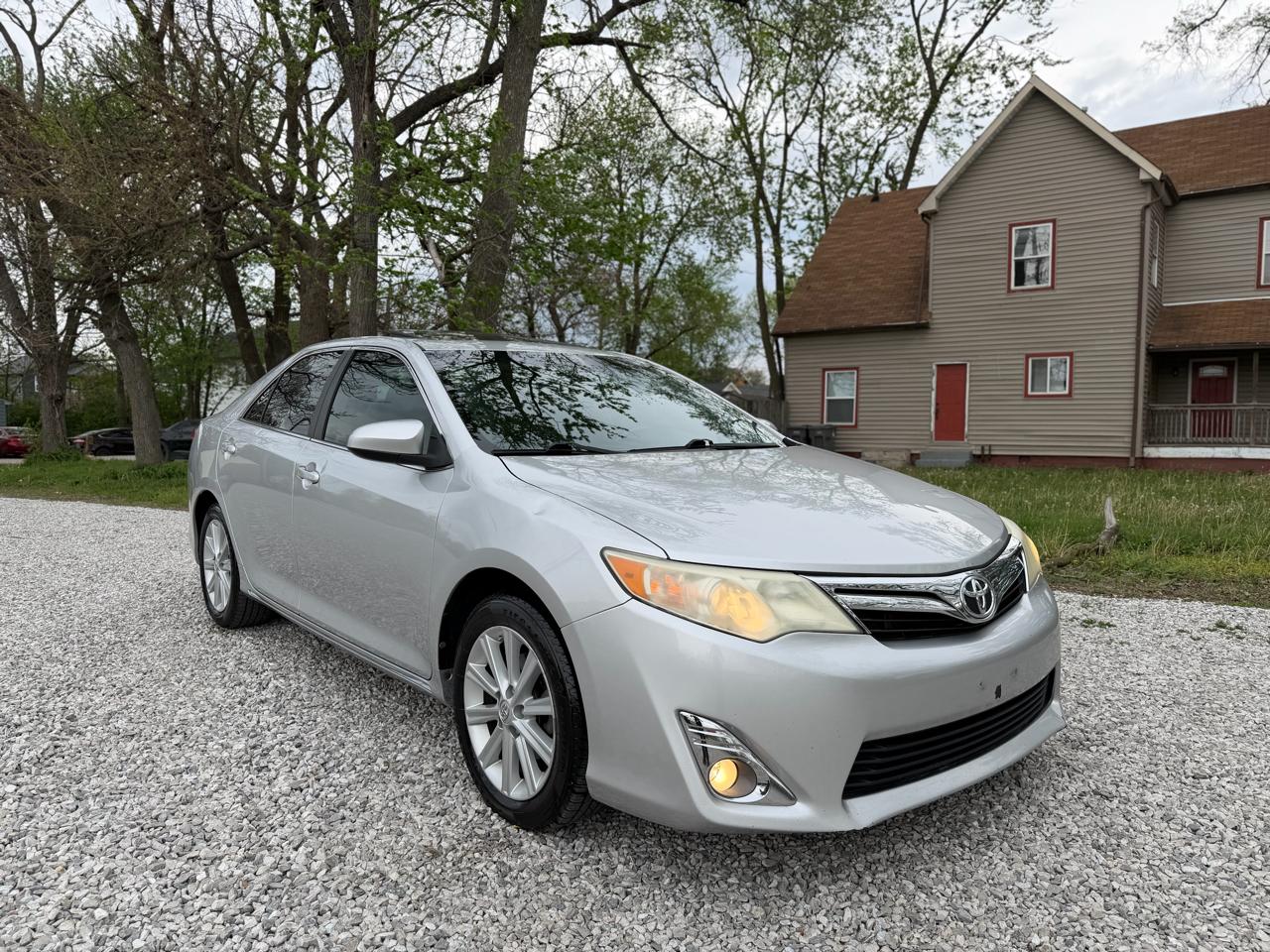 Toyota Camry SE V6 2014