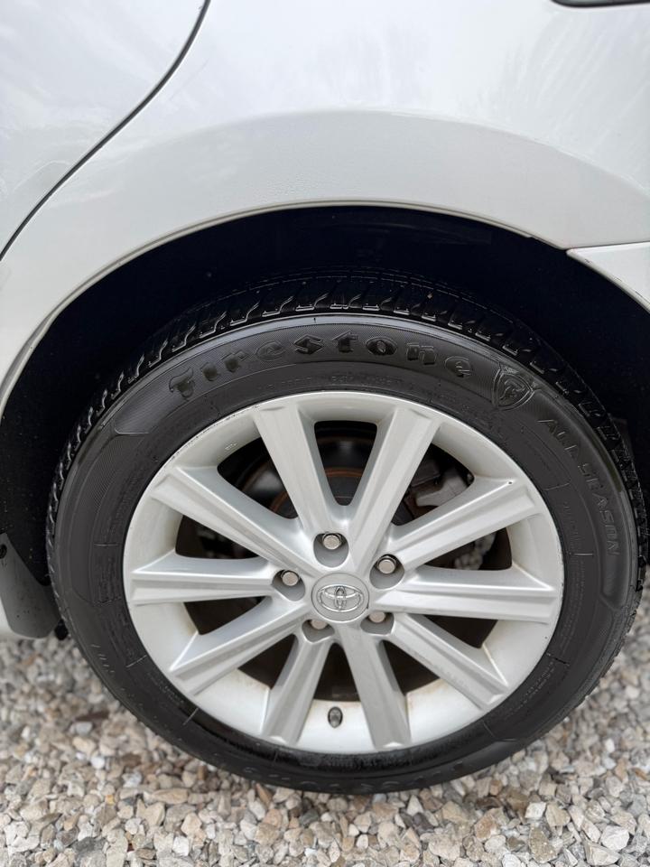 Toyota Camry SE V6 2014