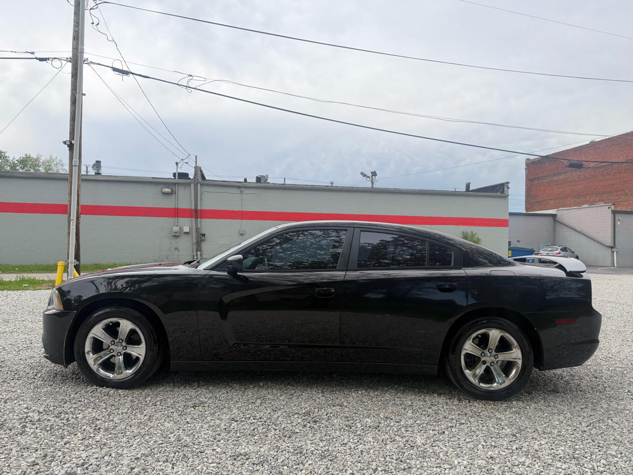 Dodge Charger SE 2013