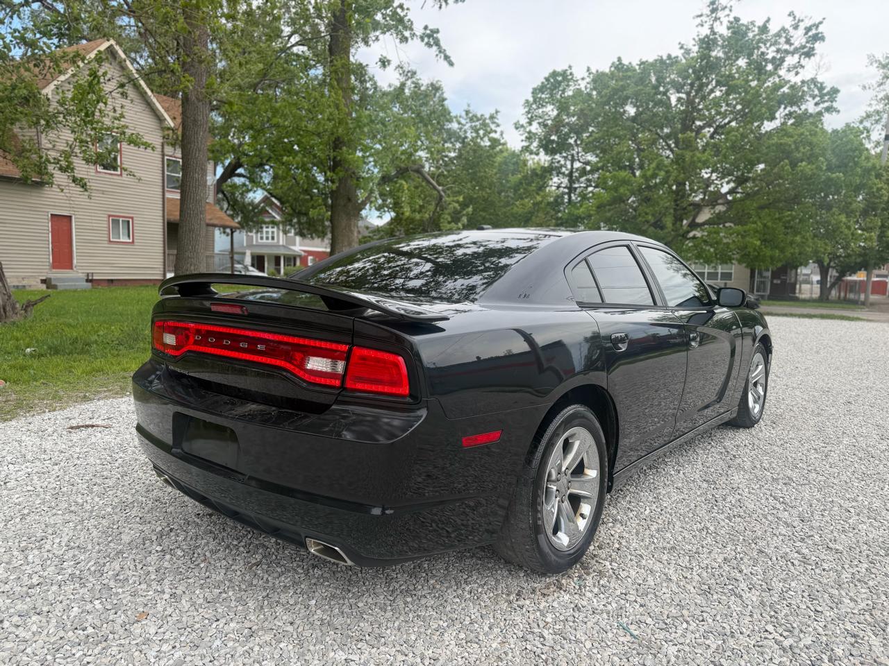 Dodge Charger SE 2013