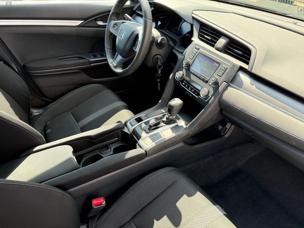 Honda Civic LX Sedan CVT 2017