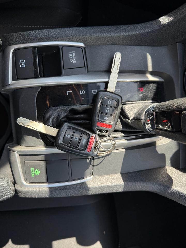 Honda Civic LX Sedan CVT 2017