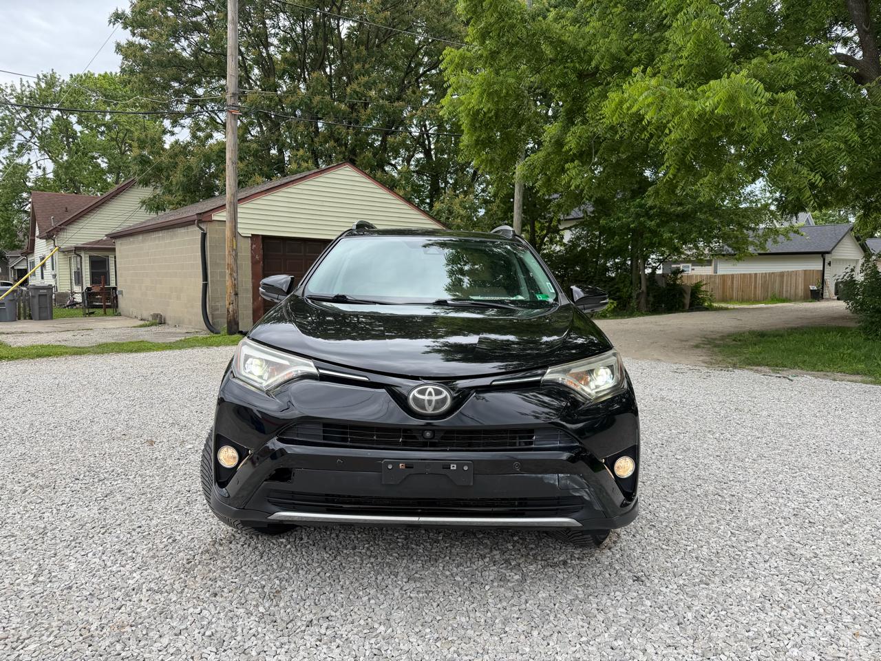 Toyota RAV4  2016