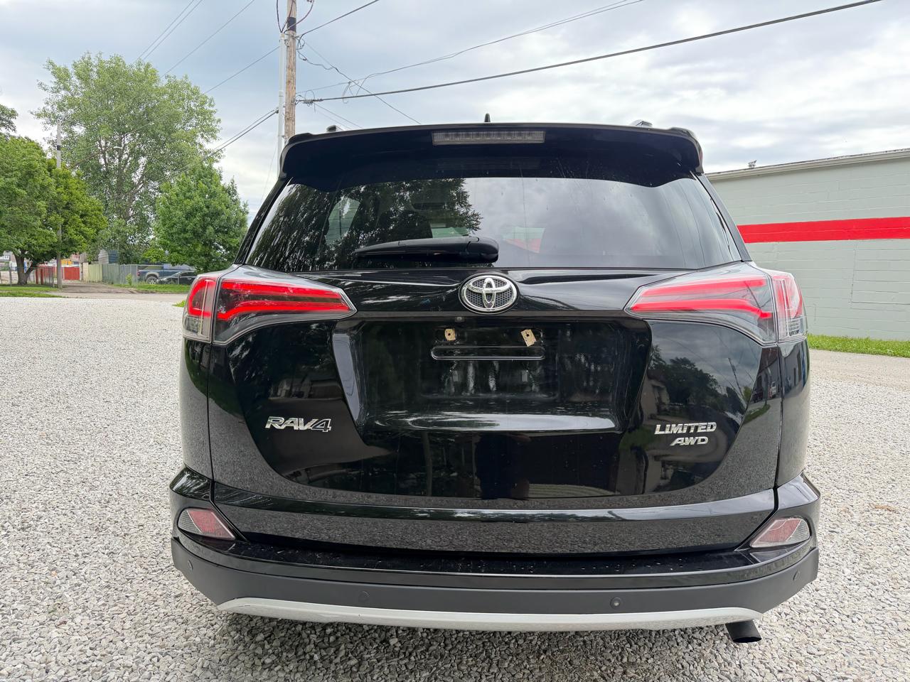 Toyota RAV4  2016