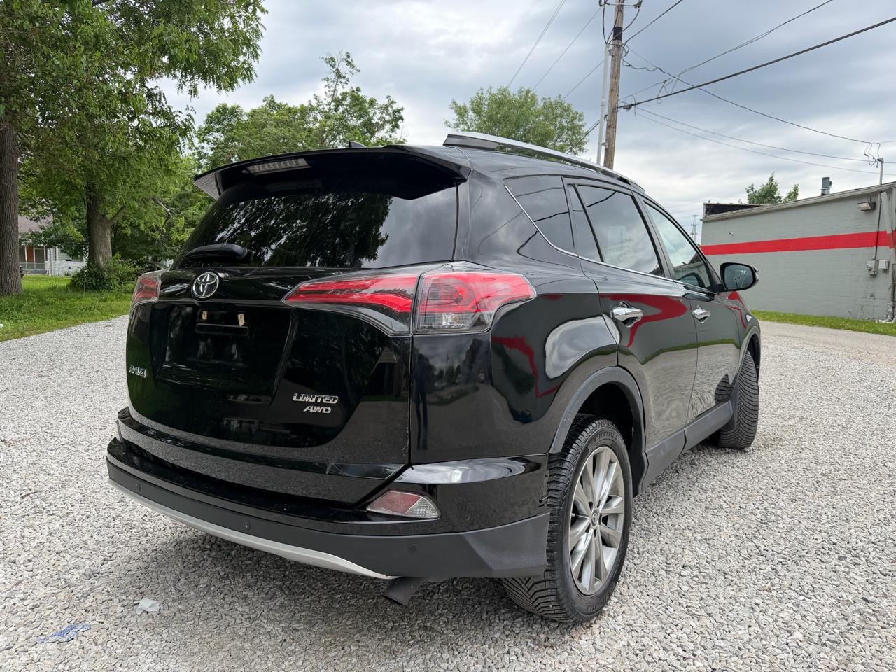 Toyota RAV4  2016