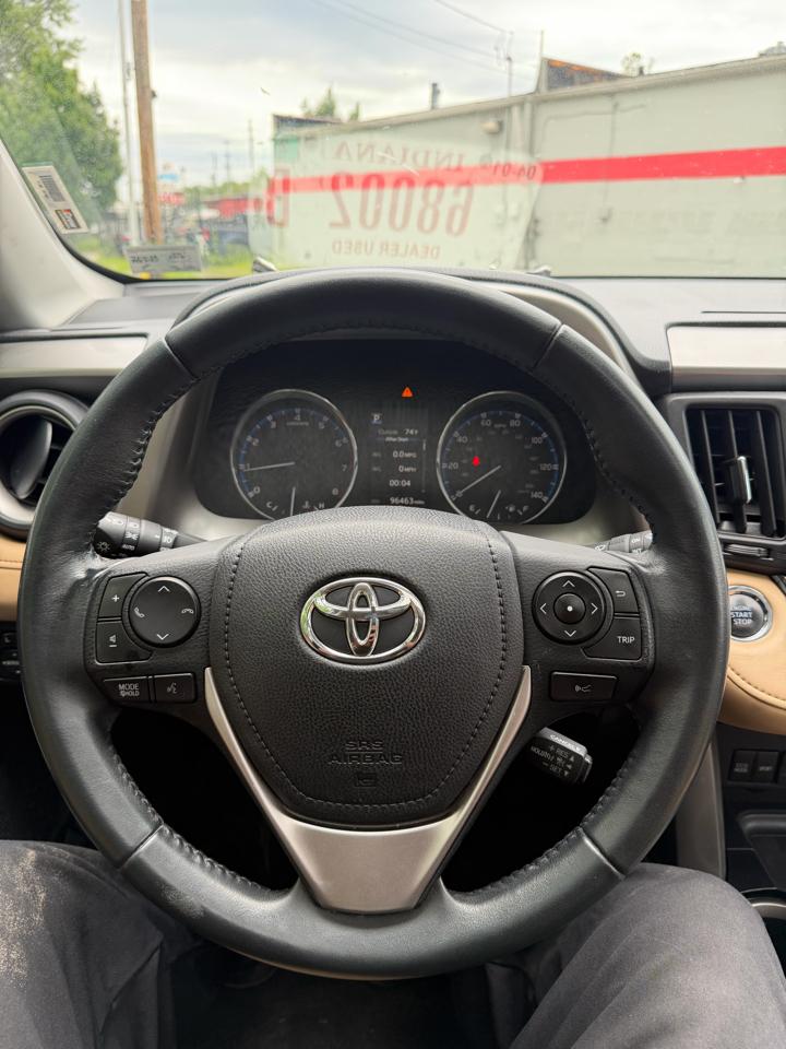 Toyota RAV4  2016