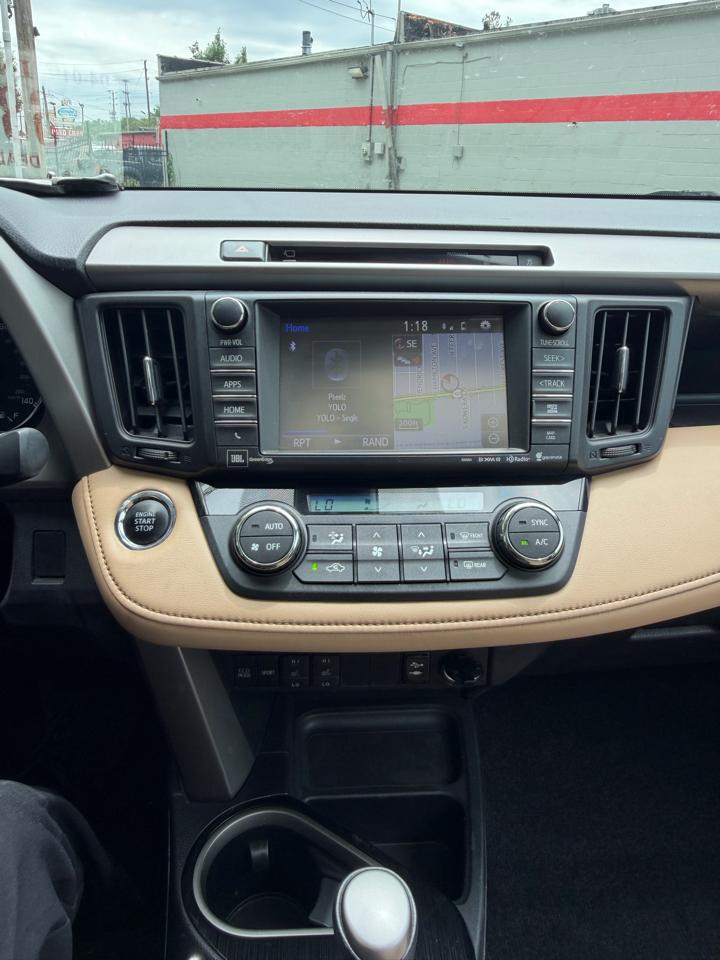 Toyota RAV4  2016