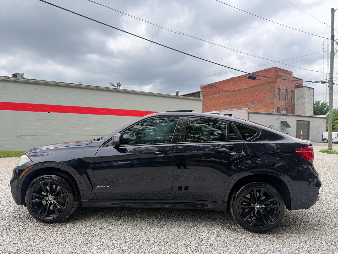 BMW X6 xDrive50i 2016