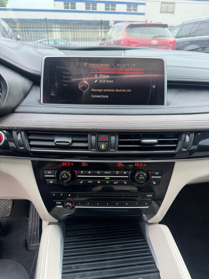 BMW X6 xDrive50i 2016