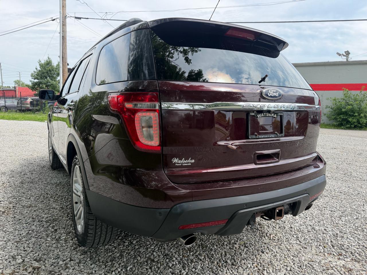 Ford Explorer Limited 4WD 2011