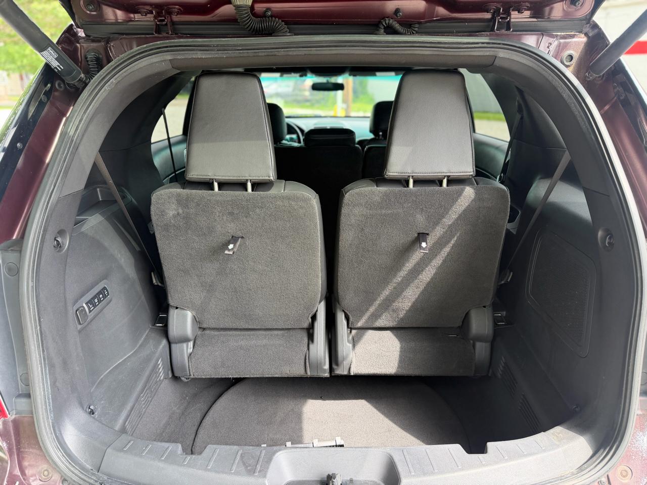 Ford Explorer Limited 4WD 2011