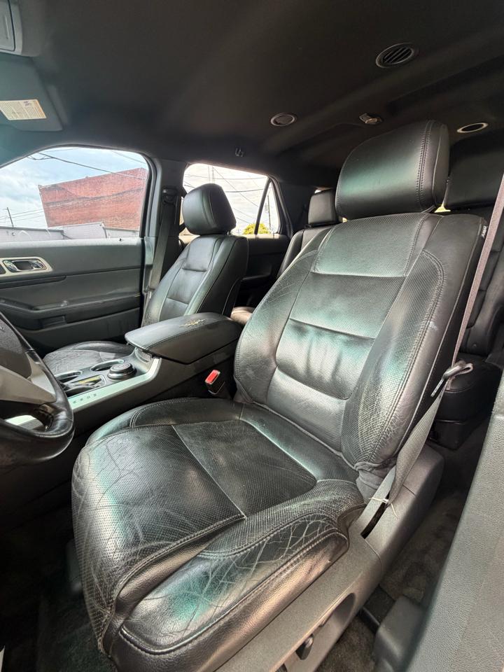 Ford Explorer Limited 4WD 2011