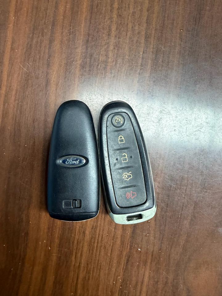 Ford Explorer Limited 4WD 2011