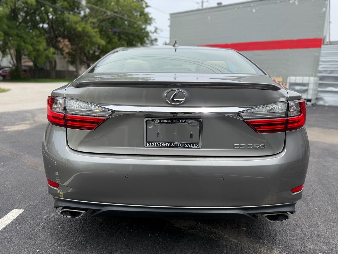 Lexus ES 350 Sedan 2016
