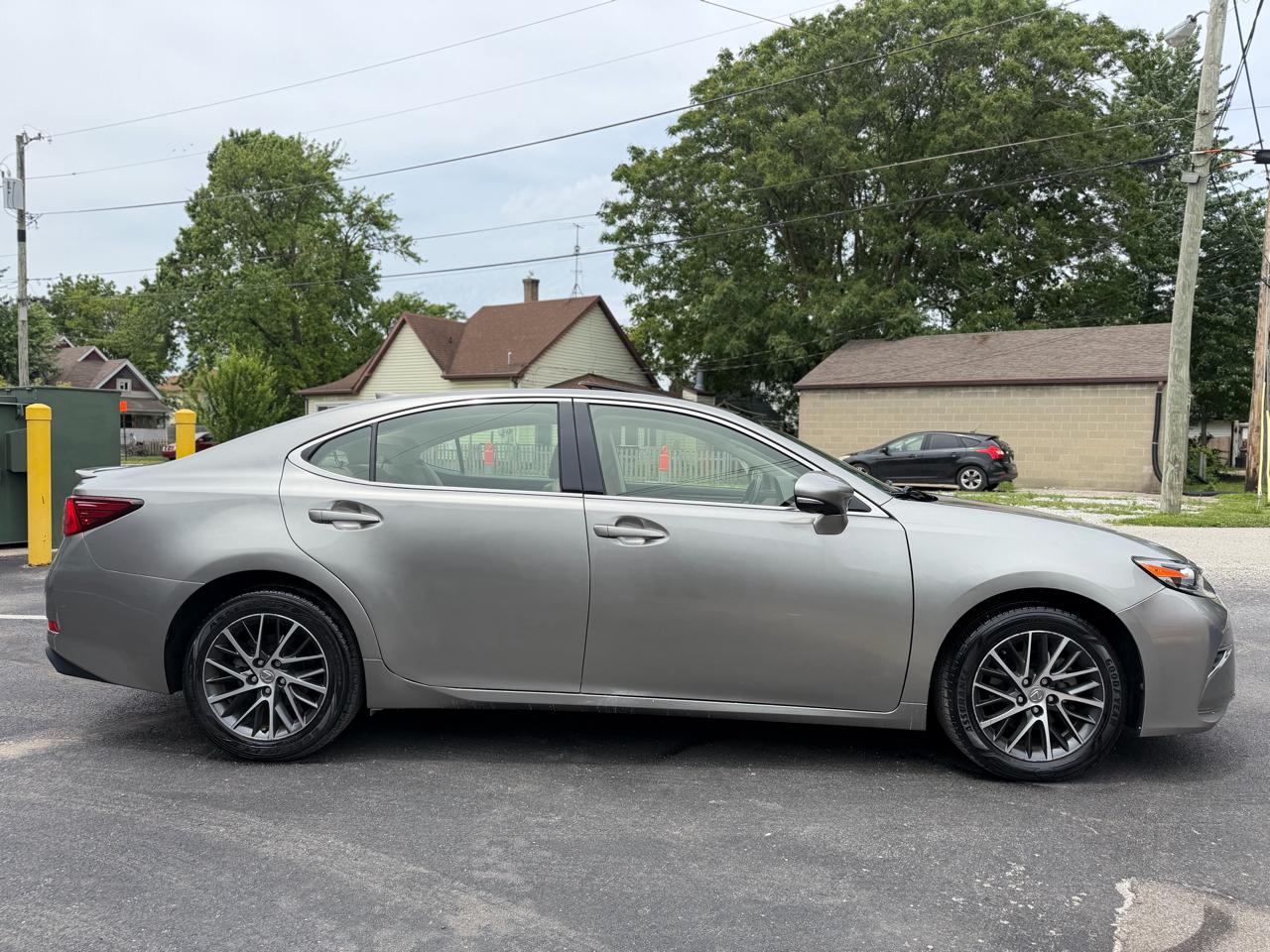 Lexus ES 350 Sedan 2016