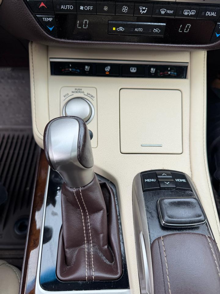 Lexus ES 350 Sedan 2016